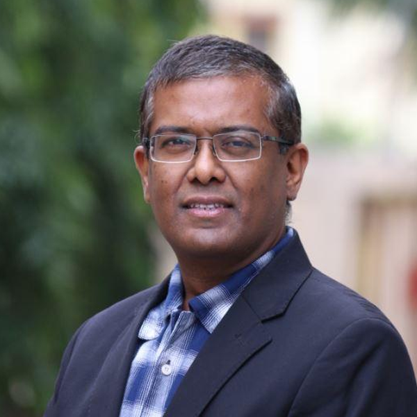 Dr-Sumit-Saxena