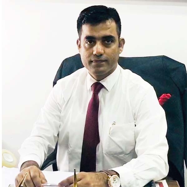 dr-vishal-kundnani.jpg