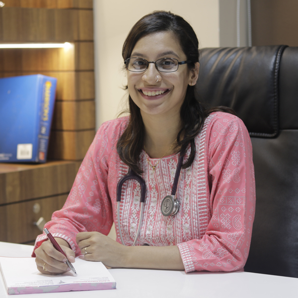 dr-komal.jpg
