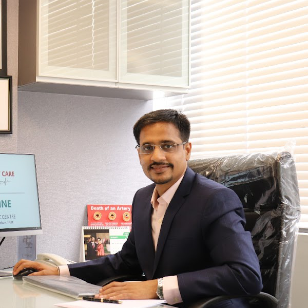 Dr. Naresh Munot